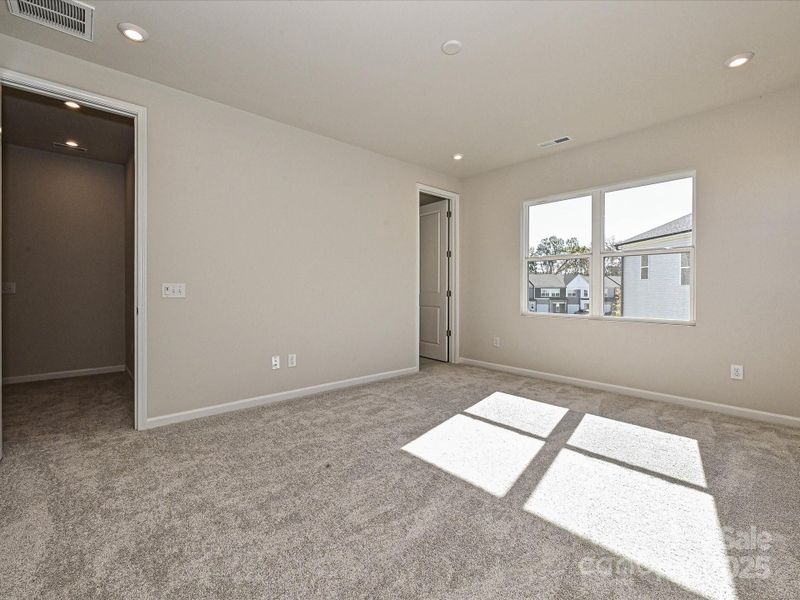 9' Ceilings and 8' Doorways Take this Primary Suite to the Next Level. 9' Ceilings and 8' Doorways Take this Primary Suite to the Next Level.