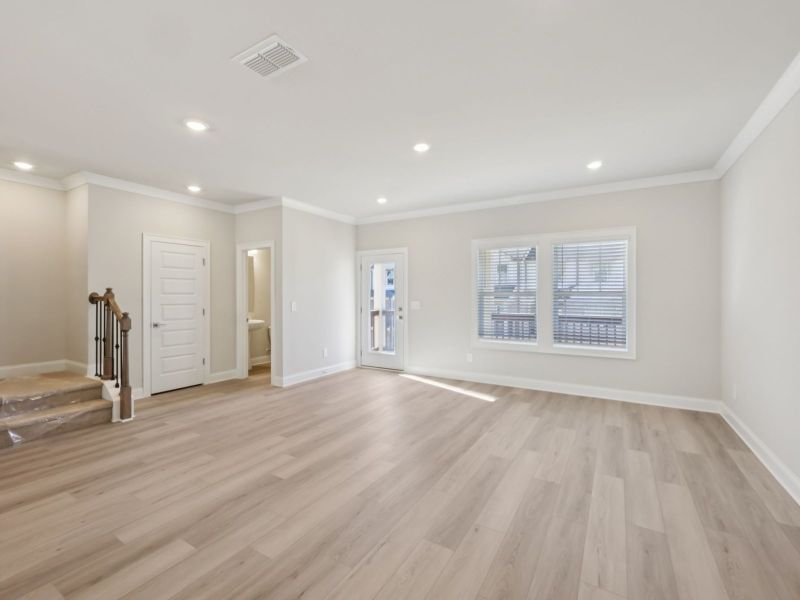 Spacious, unfurnished interior of a new home in Martin Springs - Highland Series, Lawrenceville (Image 14).