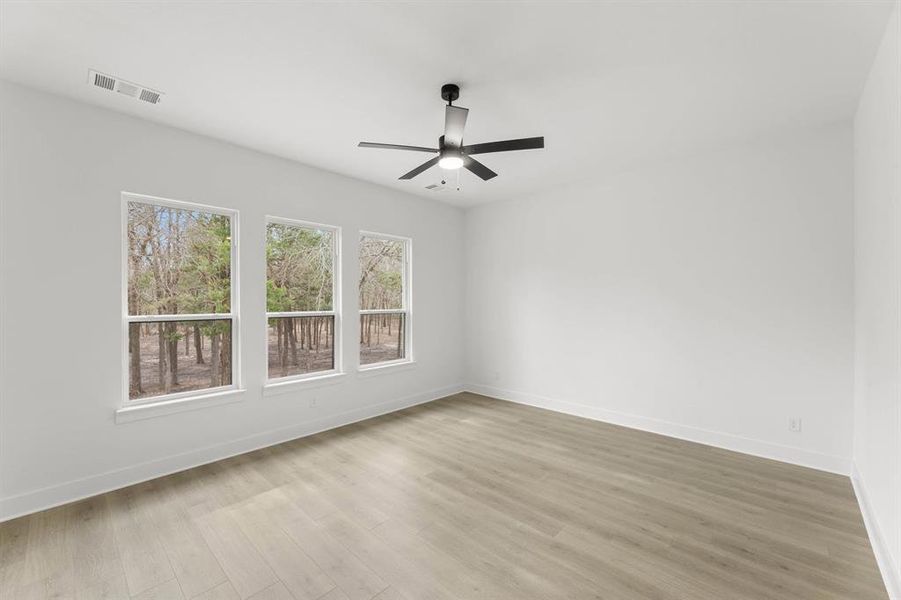 4650 Bonanza-Flex Room-1