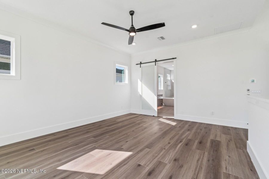 Spacious, unfurnished interior of a new home in Coral Ridge at Seabrook 80’, Ponte Vedra (Image 28).