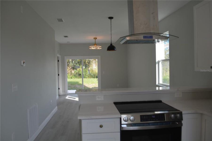 Image 38 of a home in .