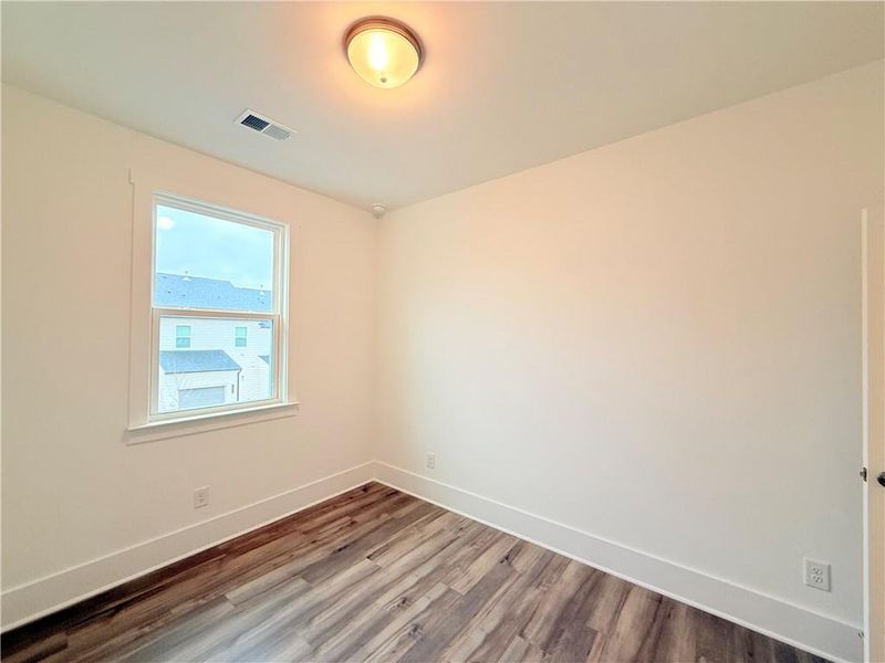 Spacious, unfurnished interior of a new home in Park Vue, Atlanta (Image 24). Spacious, unfurnished interior of a new home in Park Vue, Atlanta (Image 24).