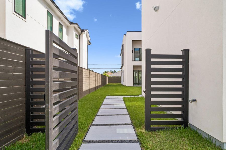 Exterior details and patio area of a home in , Houston (Image 28).