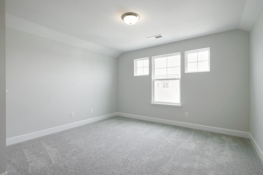 Representative unfurnished interior of a home built from the The Prescott by Cothran Homes in Holly Ridge, Greenville (Image 33).