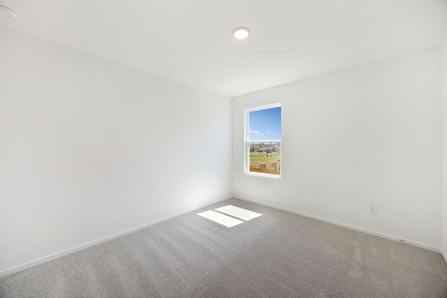 Spacious, unfurnished interior of a new home in Montgomery Bend, Montgomery (Image 29).