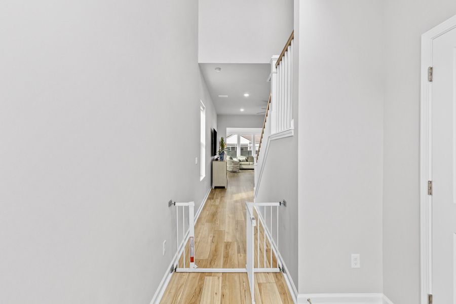 Spacious, unfurnished interior of a new home in , Charleston (Image 24).