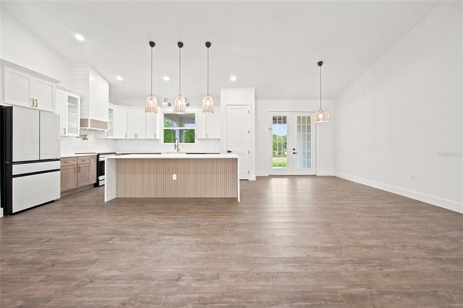 Spacious, unfurnished interior of a new home in , Dunnellon (Image 32). Spacious, unfurnished interior of a new home in , Dunnellon (Image 32).