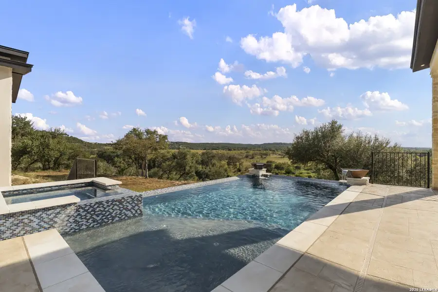Exterior details and patio area of a home in , Canyon Lake (Image 36).