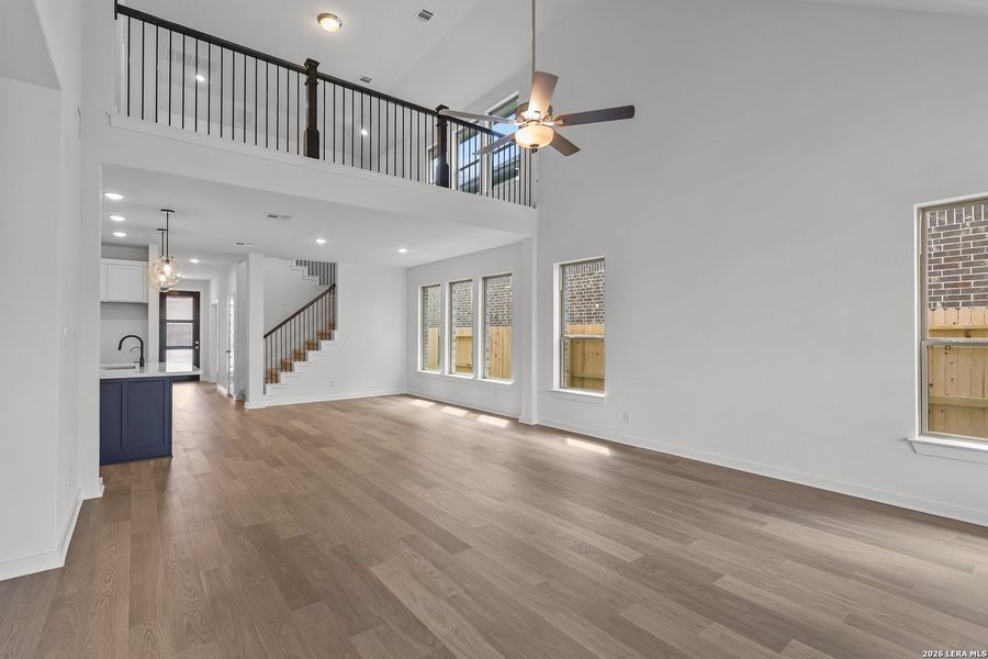 Spacious, unfurnished interior of a new home in Stillwater Ranch, San Antonio (Image 20). Spacious, unfurnished interior of a new home in Stillwater Ranch, San Antonio (Image 20).