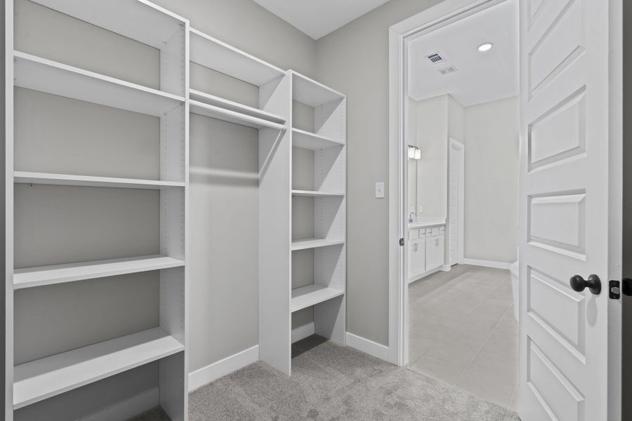 Spacious, unfurnished interior of a new home in Twin Oaks, Oakland (Image 23).