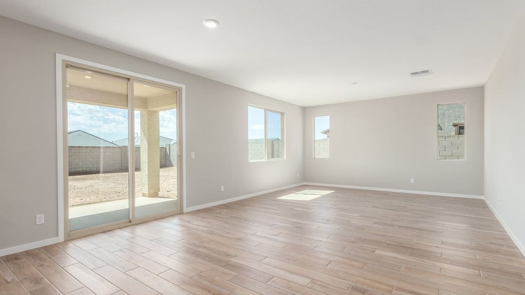 Spacious, unfurnished interior of a new home in Windstone Ranch North, Surprise (Image 5). Spacious, unfurnished interior of a new home in Windstone Ranch North, Surprise (Image 5).