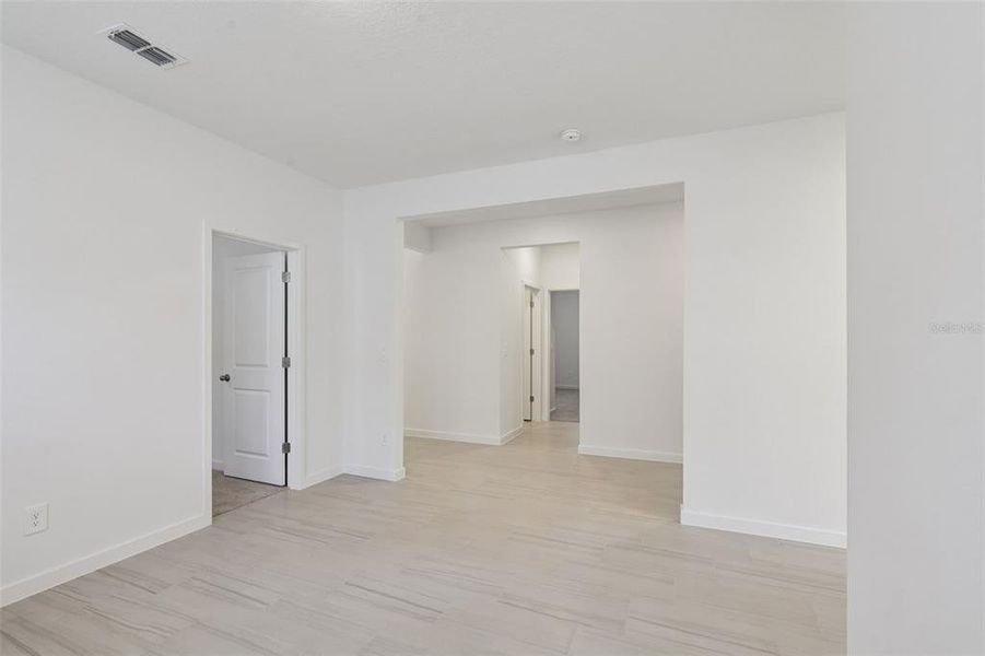 Spacious, unfurnished interior of a new home in , Palm Coast (Image 26).