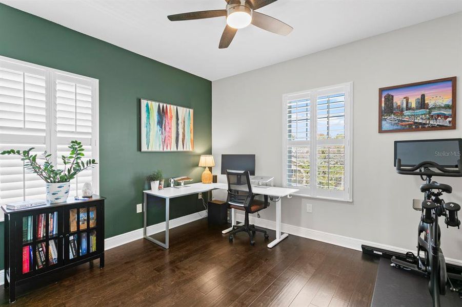 Furnished interior view inside a new home in , Tampa (Image 42). Furnished interior view inside a new home in , Tampa (Image 42).
