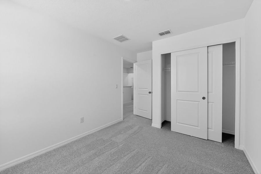 Spacious, unfurnished interior of a new home in Firethorn, Parrish (Image 12).