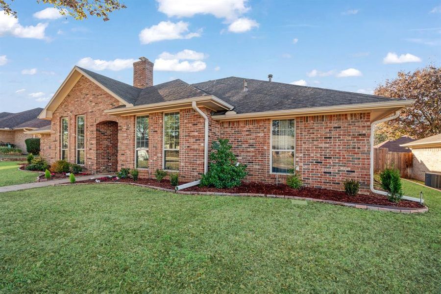 Exterior details and patio area of a home in , Paris (Image 20). Exterior details and patio area of a home in , Paris (Image 20).