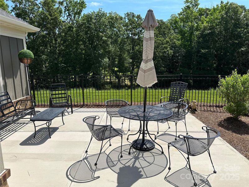 Front exterior of a new home in , Matthews, NC, highlighting curb appeal (Image 14).