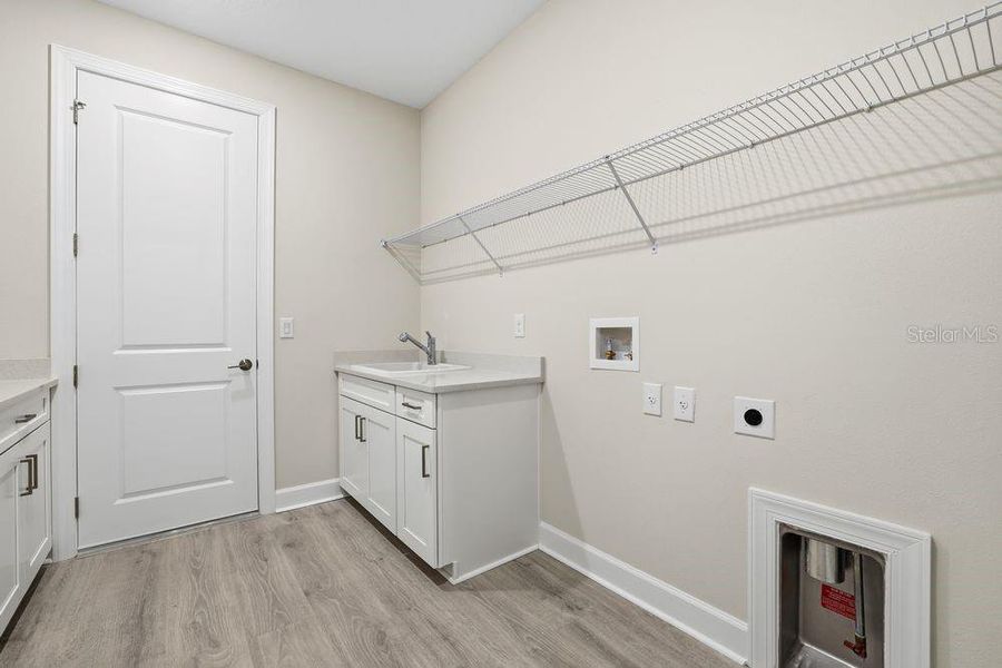 Spacious, unfurnished interior of a new home in Esplanade at Wiregrass Ranch, Wesley Chapel (Image 22). Spacious, unfurnished interior of a new home in Esplanade at Wiregrass Ranch, Wesley Chapel (Image 22).