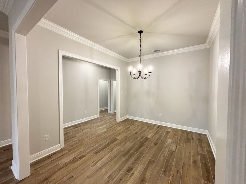 Spacious, unfurnished interior of a new home in Bird Song at Hammock Bay, Freeport (Image 13).