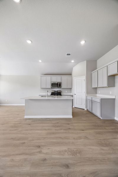 Spacious, unfurnished interior of a new home in Riviera Pines, Huffman (Image 16). Spacious, unfurnished interior of a new home in Riviera Pines, Huffman (Image 16).