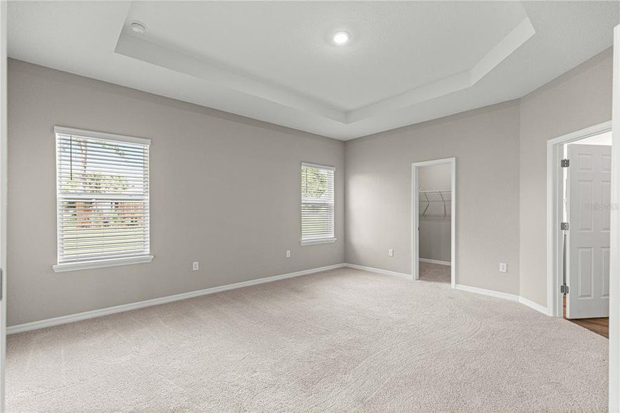Spacious, unfurnished interior of a new home in , Ocala (Image 41).