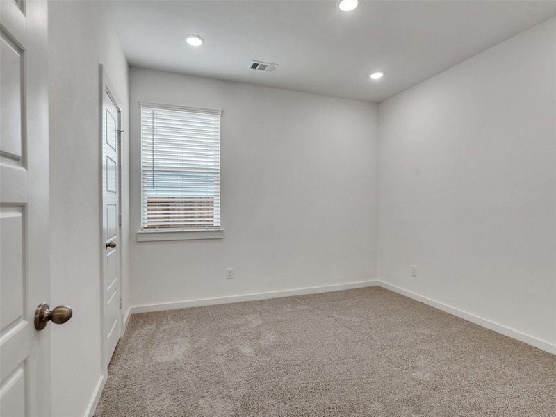 Spacious, unfurnished interior of a new home in Ashland, Angleton (Image 19). Spacious, unfurnished interior of a new home in Ashland, Angleton (Image 19).