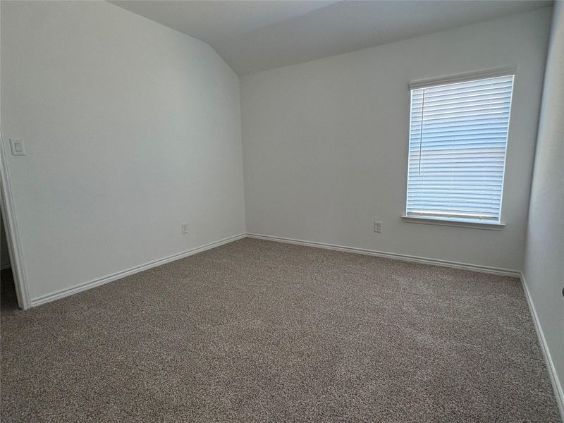 Spacious, unfurnished interior of a new home in , Conroe (Image 6).