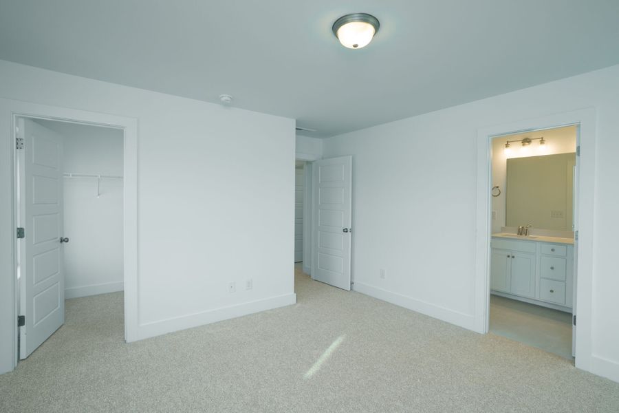 Spacious, unfurnished interior of a new home in Powell, Angier (Image 15).