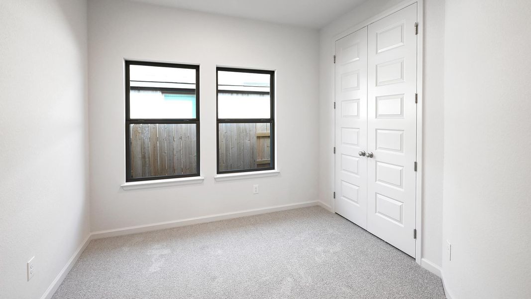 Spacious, unfurnished interior of a new home in Crosswinds, Kyle (Image 21).
