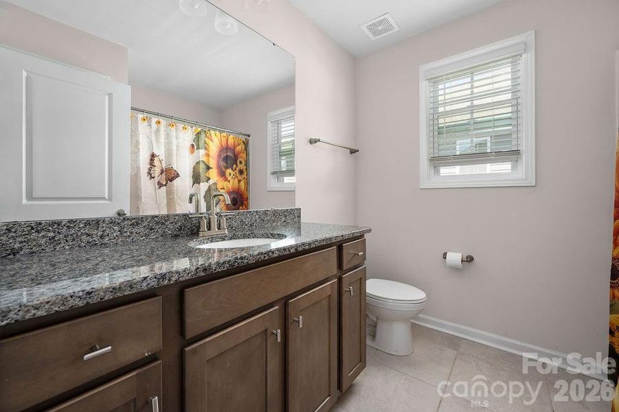 Furnished interior view inside a new home in Sylvan Creek, Denver (Image 40). Furnished interior view inside a new home in Sylvan Creek, Denver (Image 40).