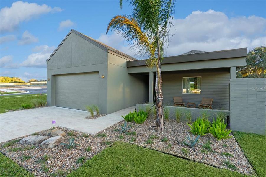 Exterior details and patio area of a home in , Lady Lake (Image 34). Exterior details and patio area of a home in , Lady Lake (Image 34).