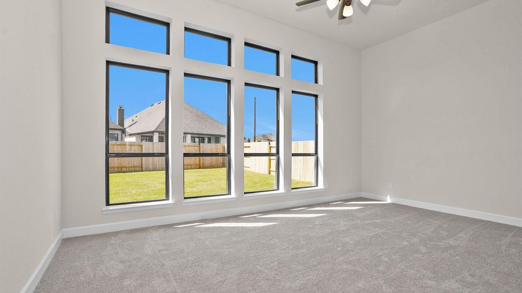 Spacious, unfurnished interior of a new home in Grange, Katy (Image 9).