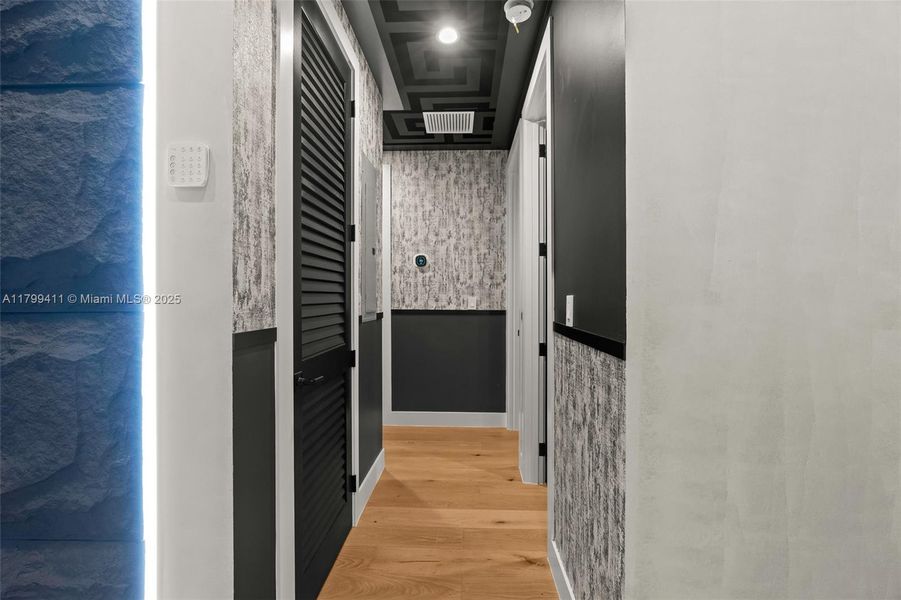 Image 50 of a home in .