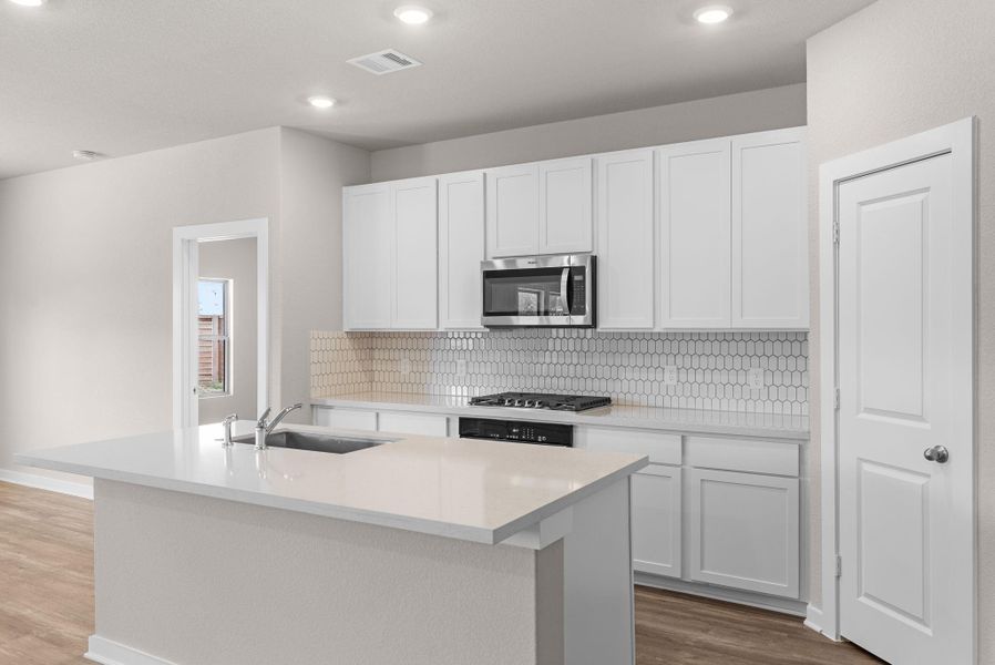 Furnished interior view inside a new home in , Alvin (Image 12).