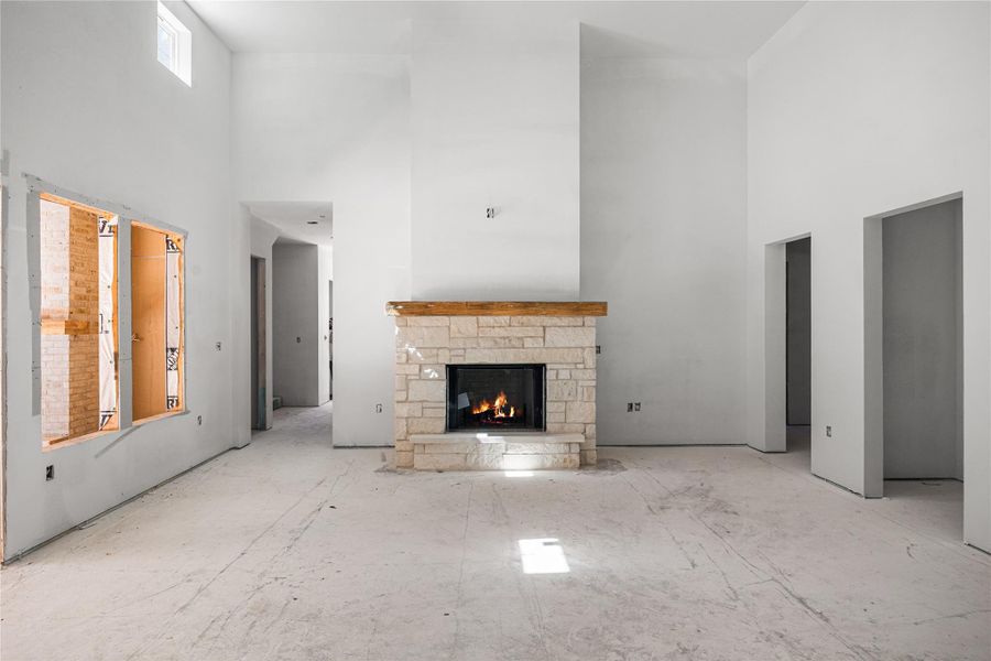 Spacious, unfurnished interior of a new home in , Waller (Image 3).