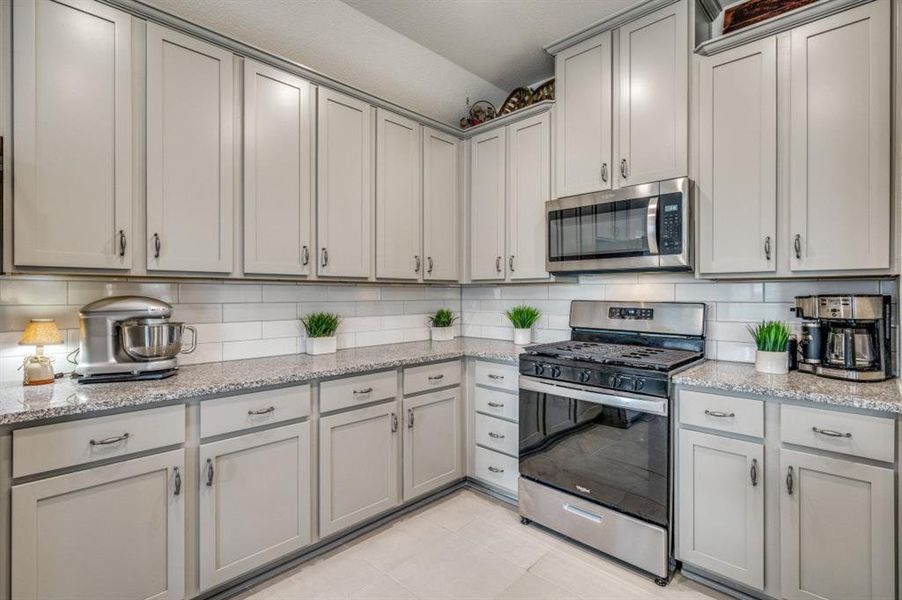 Furnished interior view inside a new home in , Aubrey (Image 19). Furnished interior view inside a new home in , Aubrey (Image 19).