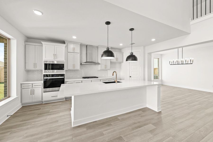 Representative image. Features, specifications, selections and colors may vary.