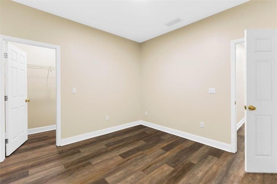 Spacious, unfurnished interior of a new home in , Atlanta (Image 22). Spacious, unfurnished interior of a new home in , Atlanta (Image 22).