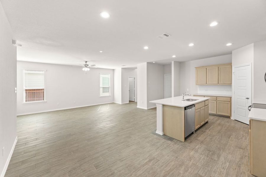 Front exterior of a new home in Creekside Ranch, Blue Ridge, TX, highlighting curb appeal (Image 13).