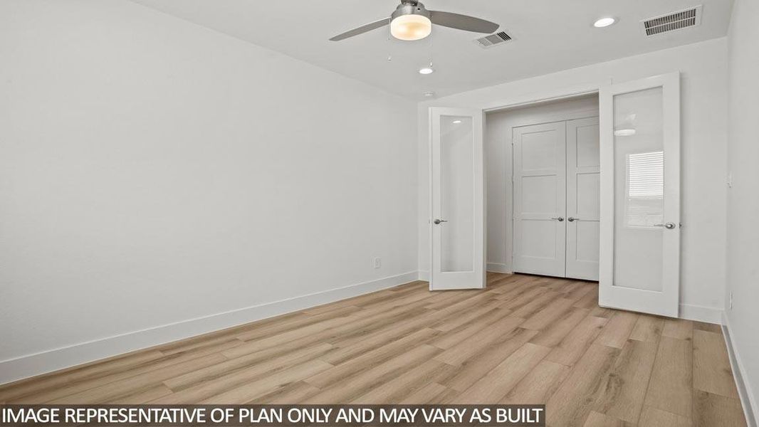 Spacious, unfurnished interior of a new home in Silverthorne, Conroe (Image 15).