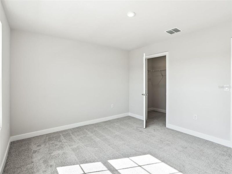 Spacious, unfurnished interior of a new home in , Lady Lake (Image 45).