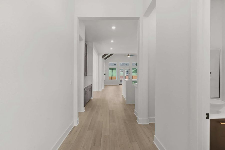 Spacious, unfurnished interior of a new home in Broken Oak, Georgetown (Image 17).