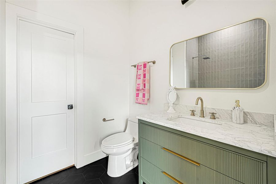 Furnished interior view inside a new home in , Houston (Image 9).