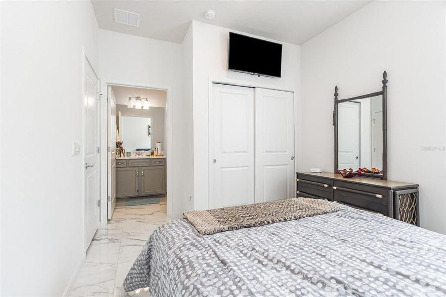 Furnished interior view inside a new home in Tohoqua Reserve, Kissimmee (Image 26).