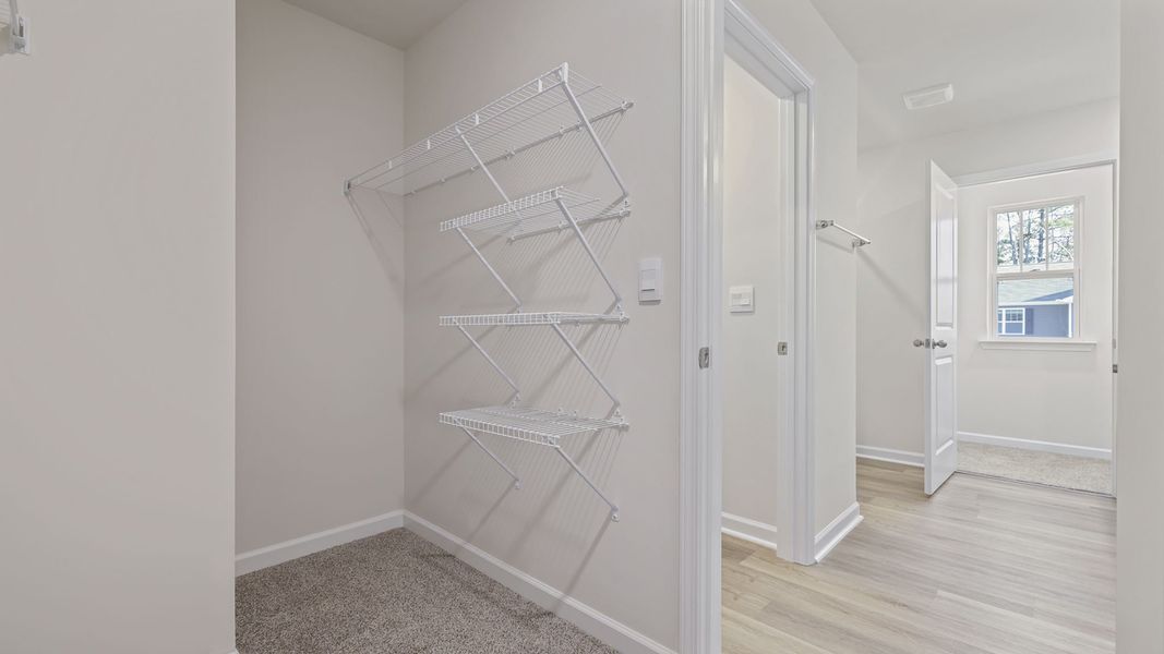 Spacious, unfurnished interior of a new home in Cedar Gap, Fountain Inn (Image 28).