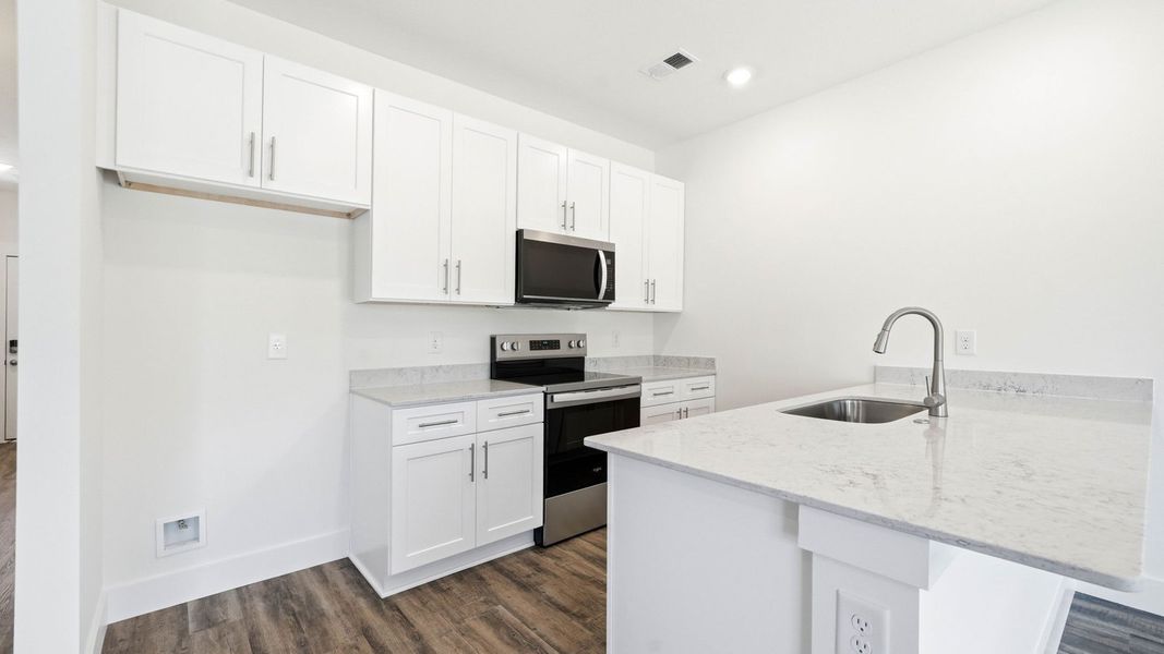 Furnished interior view inside a new home in The Arbor Townhomes, Kingsport (Image 6).