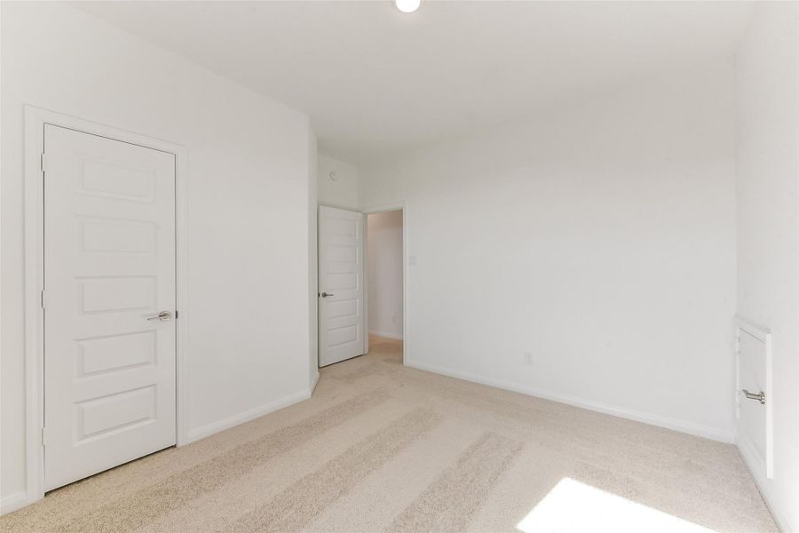 Spacious, unfurnished interior of a new home in Colony at Pinehurst, Pinehurst (Image 32). Spacious, unfurnished interior of a new home in Colony at Pinehurst, Pinehurst (Image 32).