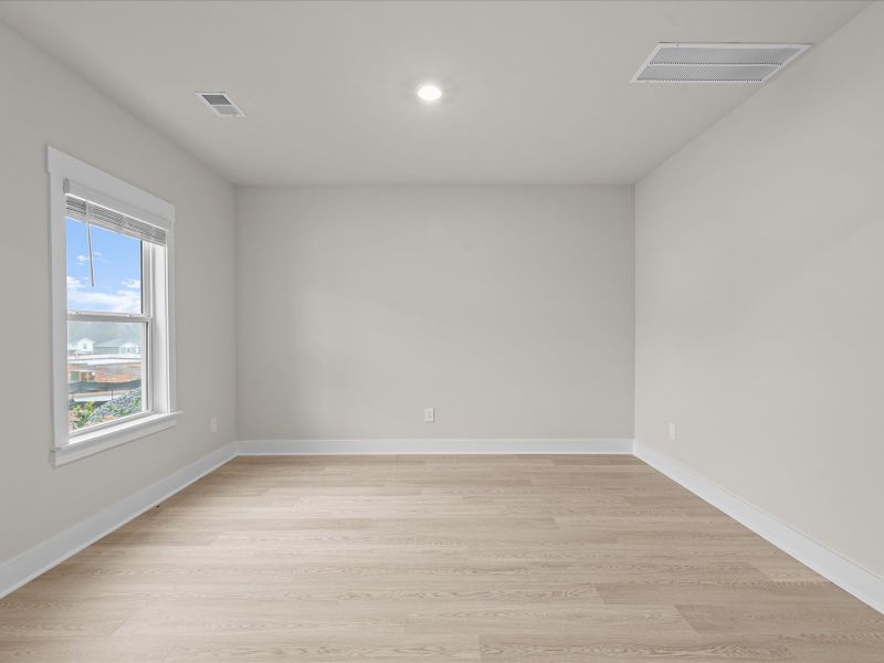 GRN_ChestnutGrove_Brentwood_FrontRoom_1045HillcraftDr