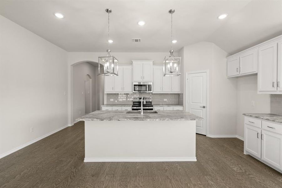 513 Waterford Park- Kitchen-2 513 Waterford Park- Kitchen-2