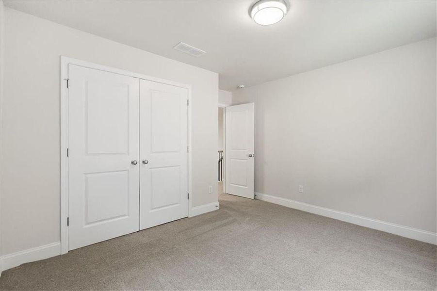 Spacious, unfurnished interior of a new home in , Monroe (Image 52).