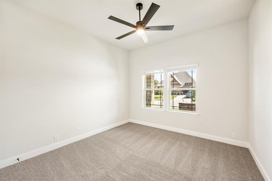 Spacious, unfurnished interior of a new home in Villages of Walnut Grove, Midlothian (Image 21). Spacious, unfurnished interior of a new home in Villages of Walnut Grove, Midlothian (Image 21).